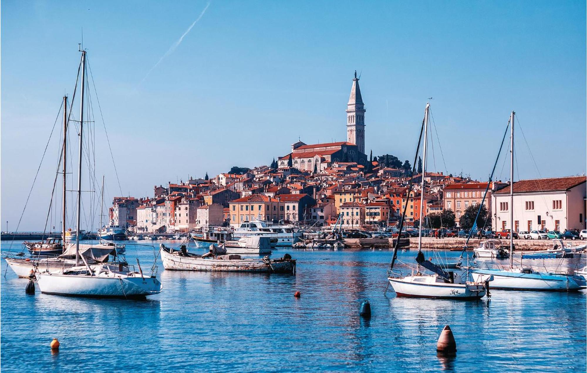 1 Bedroom Lovely Apartment In Rovinj Exterior photo